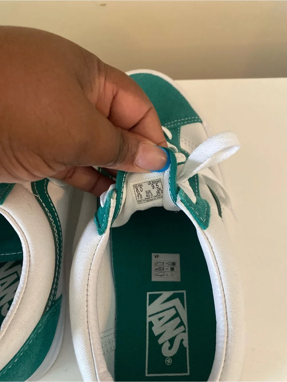 Vans low top